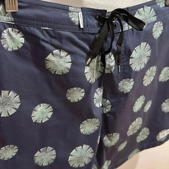 Banks Journal Demo Boardshort - Insignia Blue - Size 34 - Picture 4 of 5